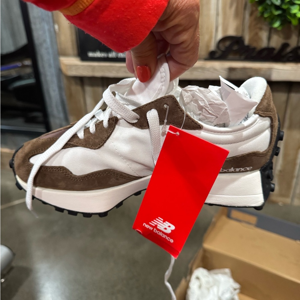 !!Brand New!! New Balance Sneakers